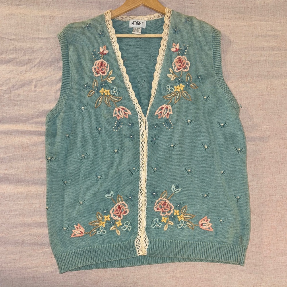 Koret Women's Embroidered Cardigan Vest - Mint and Pink